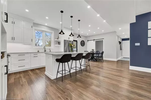 6987 Main Street Street, Millbank, ON N0K 1L0