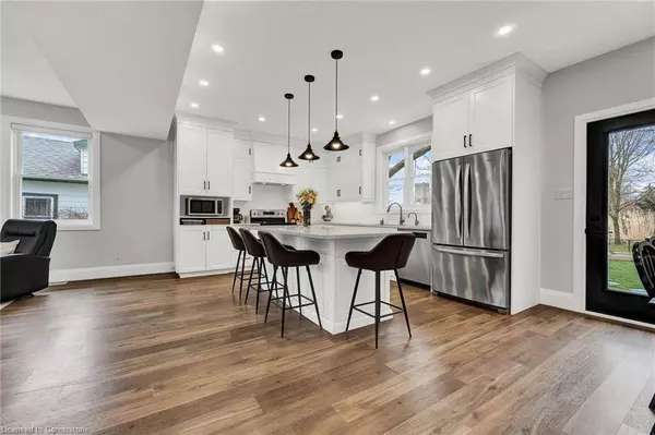 6987 Main Street Street, Millbank, ON N0K 1L0