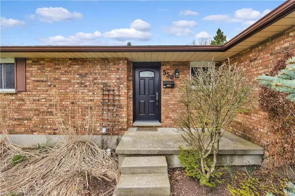 550 Raglan Street Street, Palmerston, ON N0G 2P0