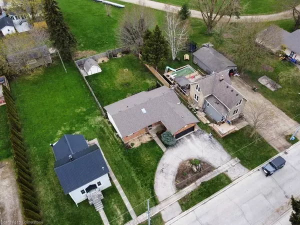 550 Raglan Street Street, Palmerston, ON N0G 2P0