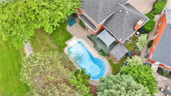 54 Burnt Ember Court, Kitchener, ON N2A 3X4