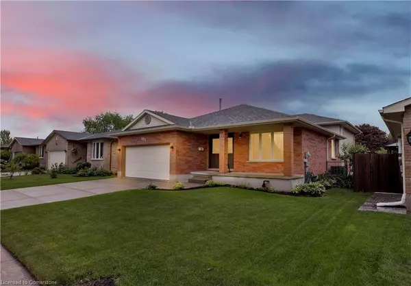 483 Northlake Drive, Waterloo, ON N2V 2A4