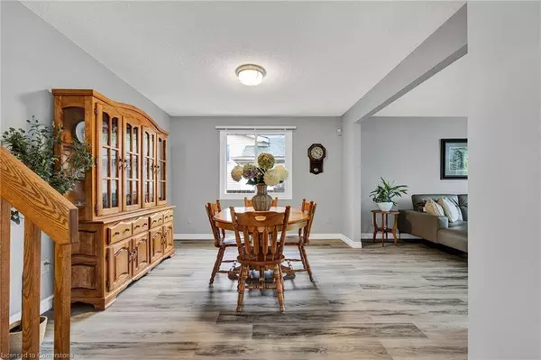 483 Northlake Drive, Waterloo, ON N2V 2A4