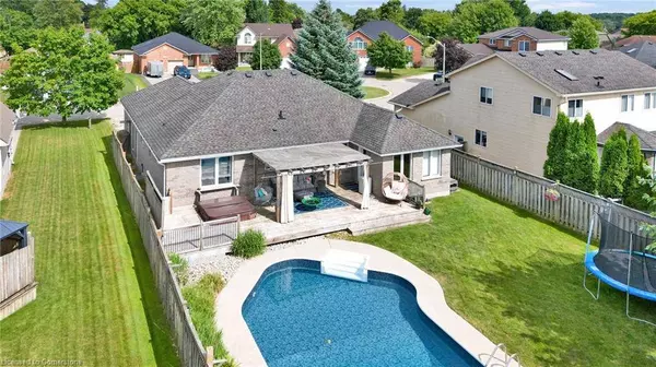 19 Zoeger Court, Wellesley, ON N0B 2T0