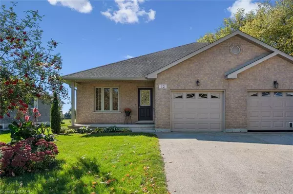 12 Caroline Street, Moorefield, ON N0G 2K0