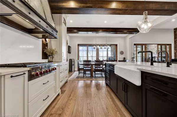 44 Pioneer Ridge Drive, Kitchener, ON N2P 0G6