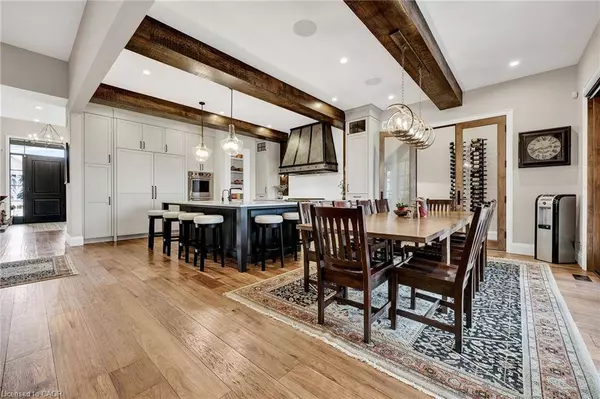 44 Pioneer Ridge Drive, Kitchener, ON N2P 0G6