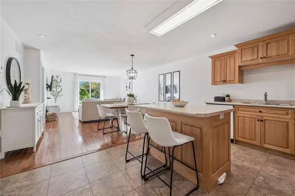 12 Caroline Street, Moorefield, ON N0G 2K0