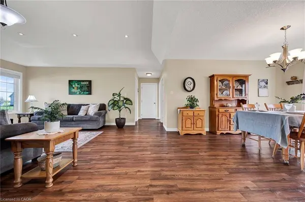 7826 Colonial Drive, Carthage, ON N4W 3G9