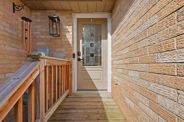 46 Andrews DR, Mapleton, ON N0G 1P0