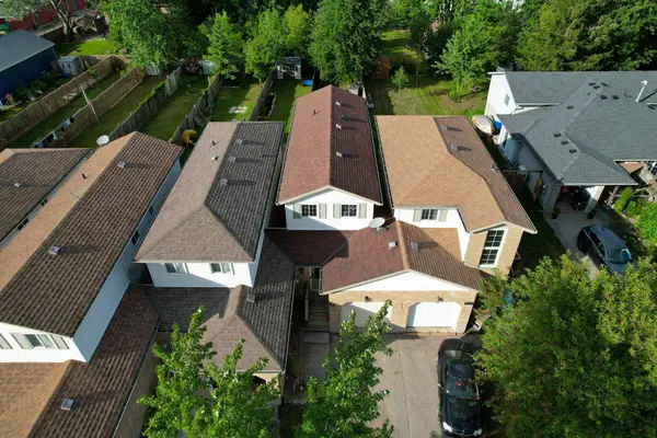 46 Andrews DR, Mapleton, ON N0G 1P0