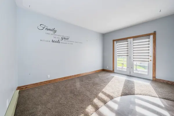 3027 Patrick ST, Howick, ON N0G 1V0