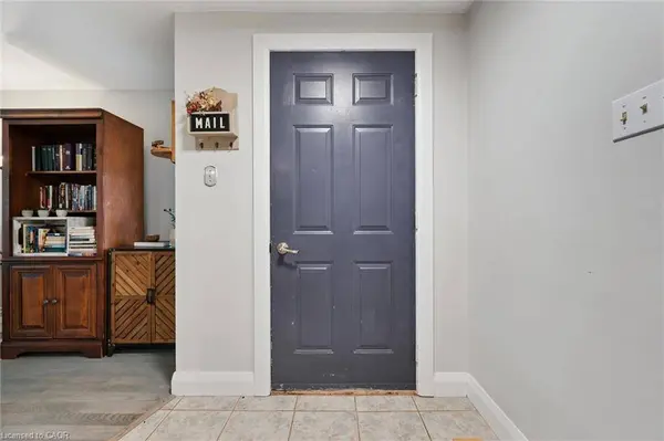 339 Strathallan ST, Fergus, ON N1M 3K8