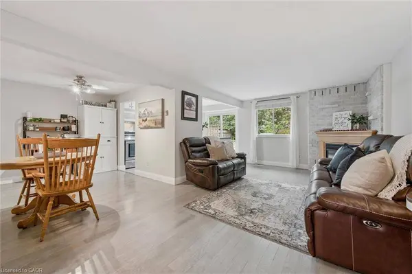 339 Strathallan ST, Fergus, ON N1M 3K8