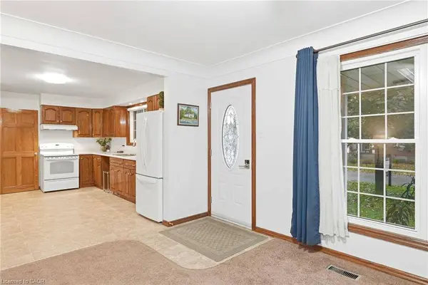 7 Edward ST, Milverton, ON N0K 1M0