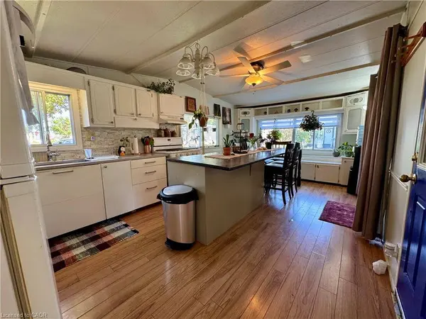 580 Beaver Creek RD #243, Waterloo, ON N2J 3Z4