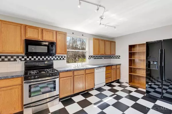 3157 Celeron Ave, Cincinnati, OH 45209