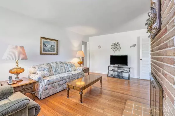 3808 Sharonview Dr, Sharonville, OH 45241