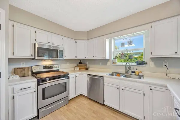 936 Legacy Ct, Trenton, OH 45067