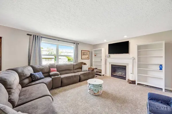 936 Legacy Ct, Trenton, OH 45067