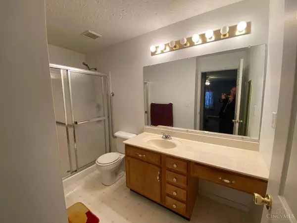 7900 Jessies #101, Fairfield Twp, OH 45011