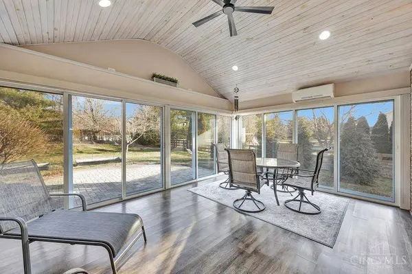 4272 N Shore Dr, West Chester, OH 45069