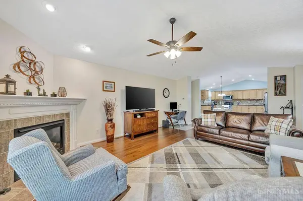 4272 N Shore Dr, West Chester, OH 45069