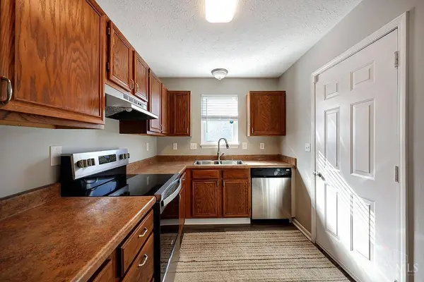 6352 Lakota Meadows Dr, Liberty Twp, OH 45044