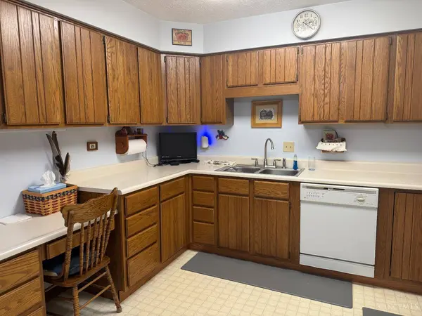 5756 Forge Bridge Dr, West Chester, OH 45069