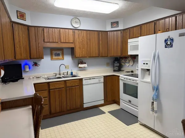 5756 Forge Bridge Dr, West Chester, OH 45069