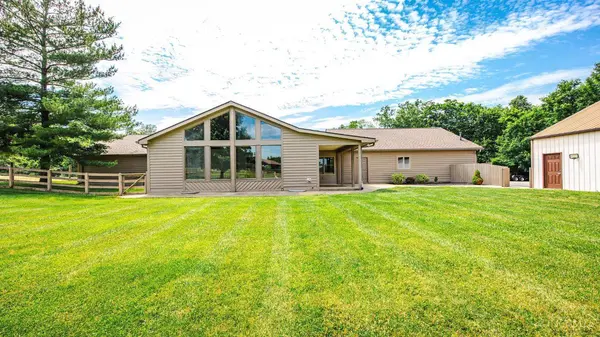 464 gates Rd, Ross Twp, OH 45013