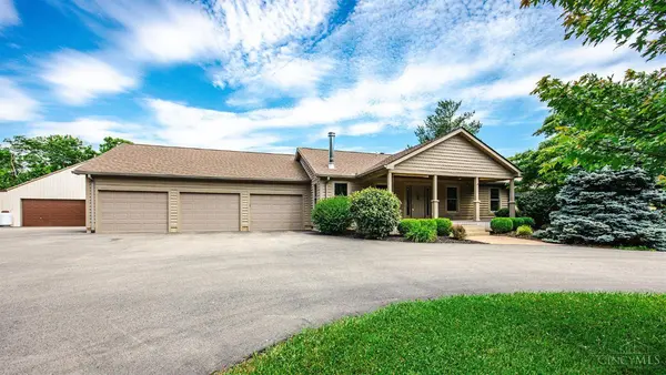 464 gates Rd, Ross Twp, OH 45013