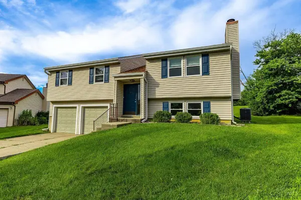 5562 Greenwillow Cir, West Chester, OH 45069