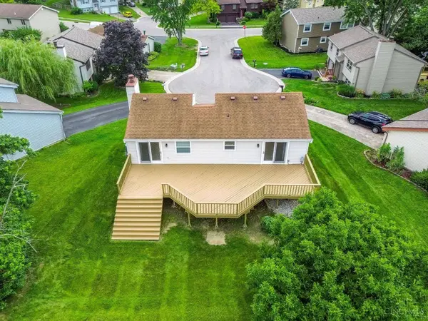 5562 Greenwillow Cir, West Chester, OH 45069