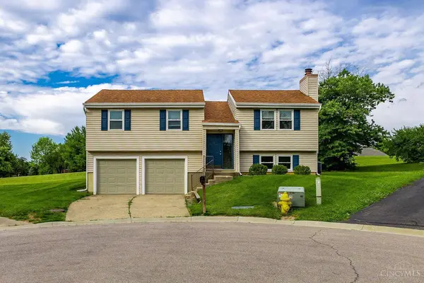 5562 Greenwillow Cir, West Chester, OH 45069