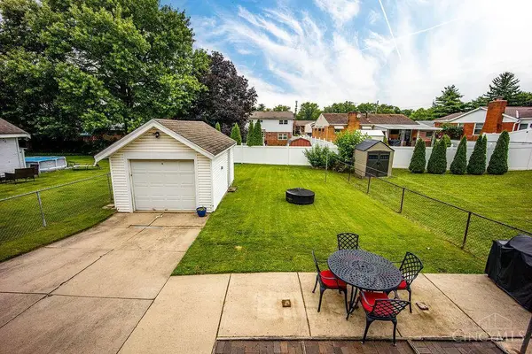 2128 Glenside Ave, Norwood, OH 45212