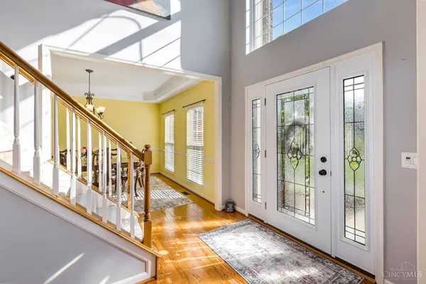 7367 Sussex Dr, West Chester, OH 45069