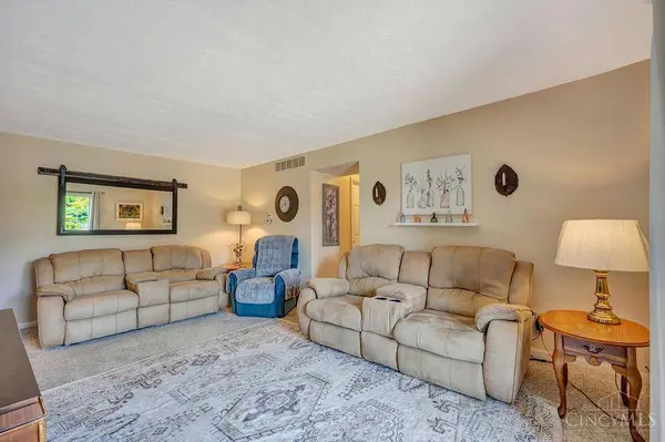 5365 Camelot Dr #42, Fairfield, OH 45014