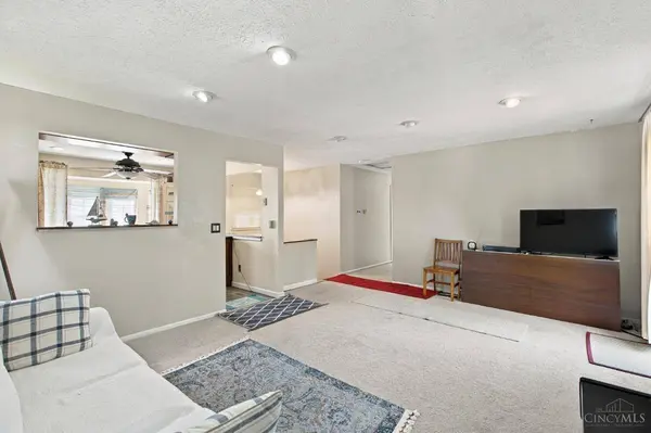 5686 Farm Field Dr, Deerfield Twp., OH 45040