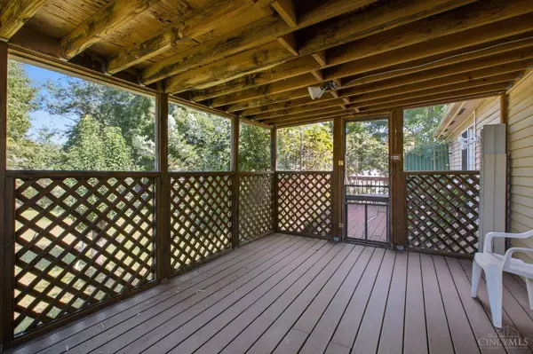 5686 Farm Field Dr, Deerfield Twp., OH 45040