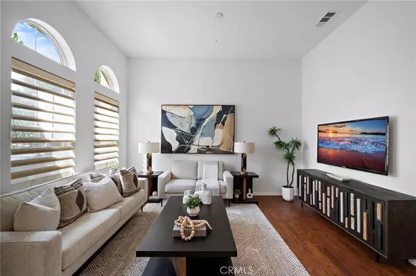 40 Roycroft, Irvine, CA 92620