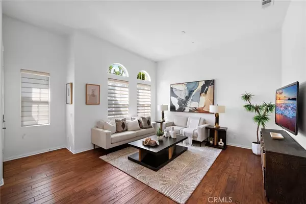 40 Roycroft, Irvine, CA 92620