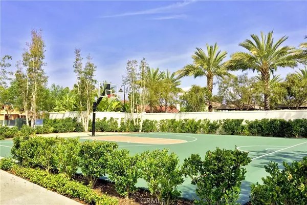 36 Royal Grove, Irvine, CA 92620