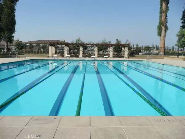 36 Royal Grove, Irvine, CA 92620