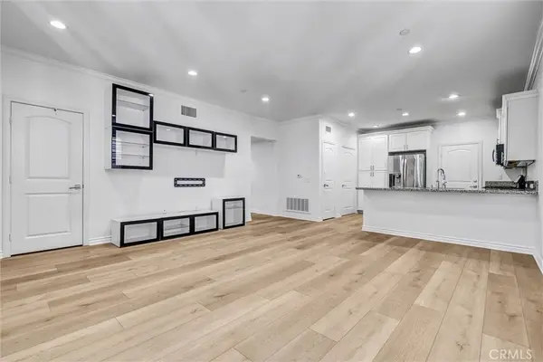 130 Rose Arch, Irvine, CA 92620