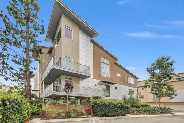 89 Lennox, Irvine, CA 92612