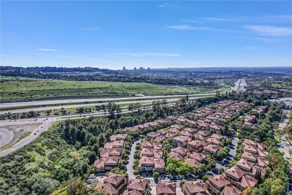 57 Gingerwood, Irvine, CA 92603
