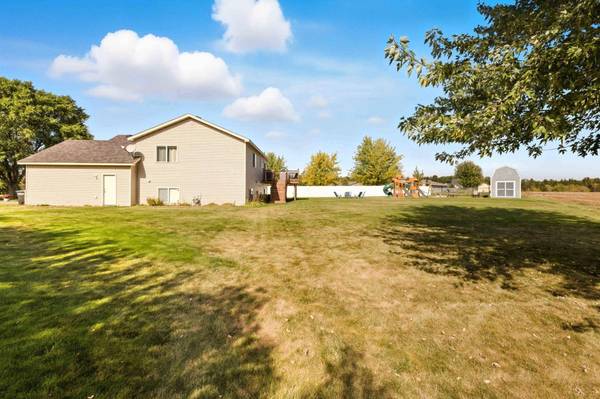 14970 Mary Beth LN, Little Falls, MN 56345