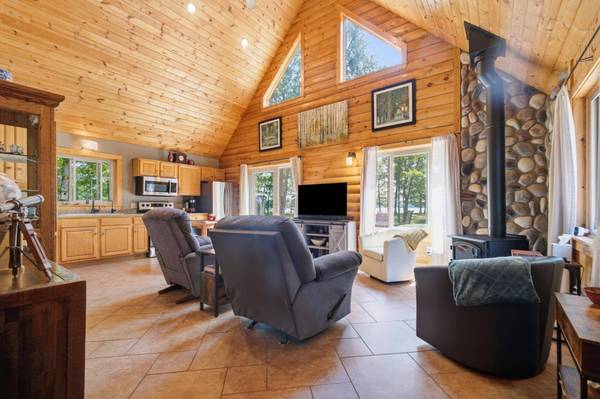 302 State 84 NW, Pine River, MN 56474