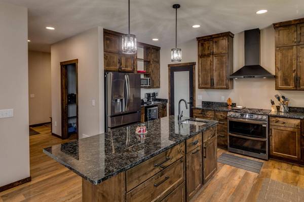 1090 Rainy Lake DR NW, Backus, MN 56435